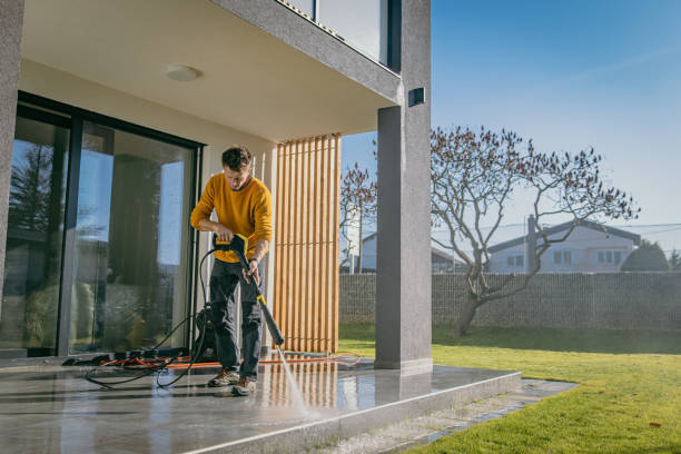 Best Building Exterior Washing  in East Milton, FL